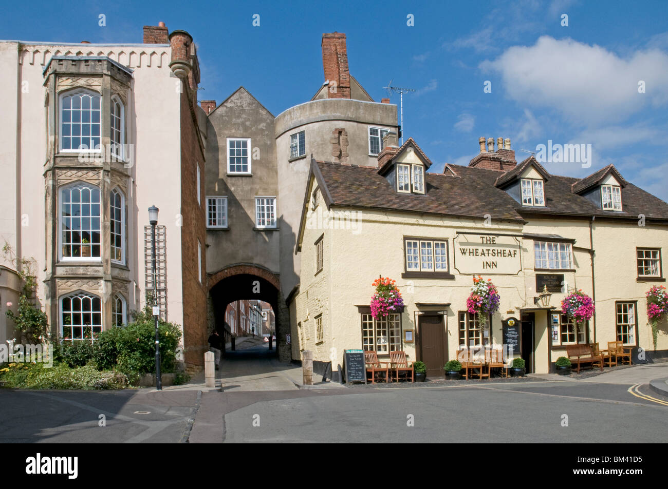 Scène de rue à Ludlow, Shropshire Banque D'Images