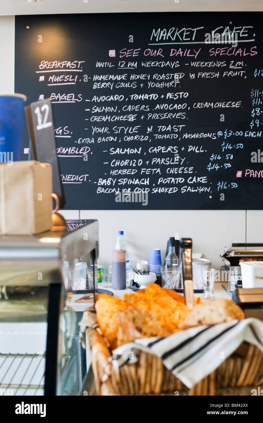 Café du marché au marché aux poissons d'Auckland. Auckland, île du Nord, Nouvelle-Zélande Banque D'Images