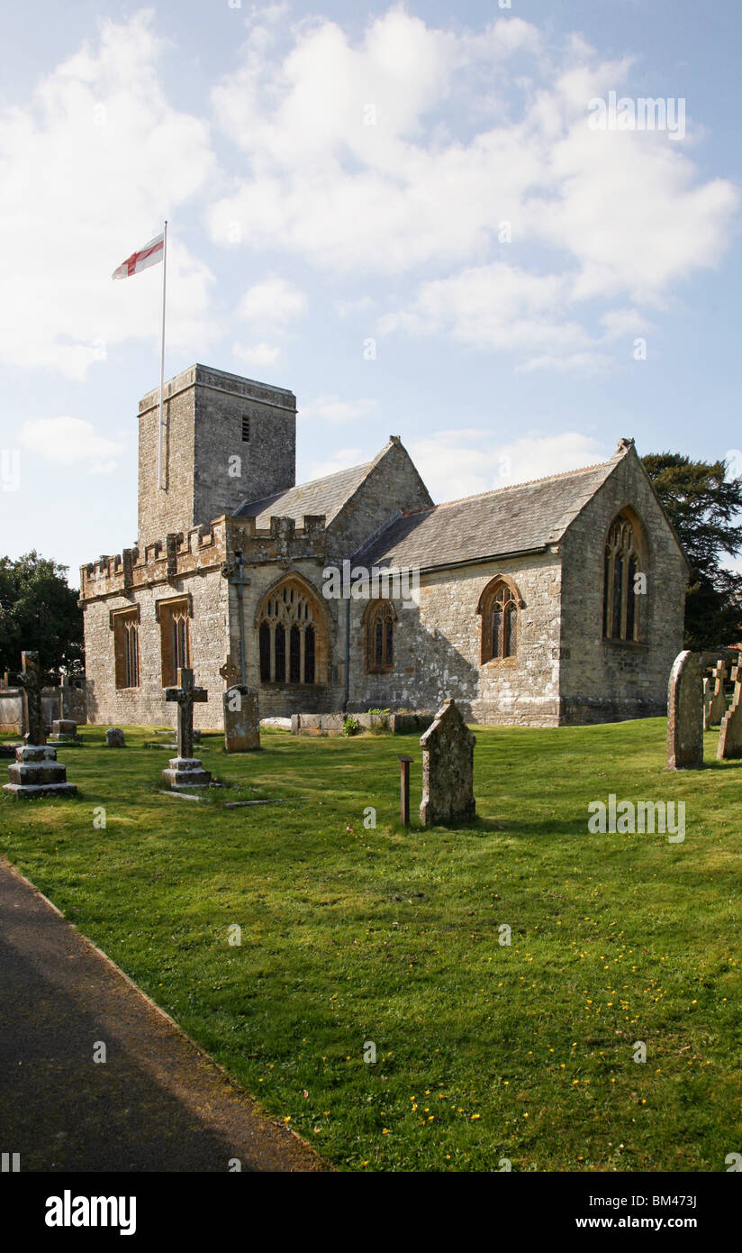 Stinsford église. Dans ce cimetière le coeur de Thomas Hardy a été enterré. Ses cendres reposent dans le coin du poète à l'abbaye de Westminster Banque D'Images