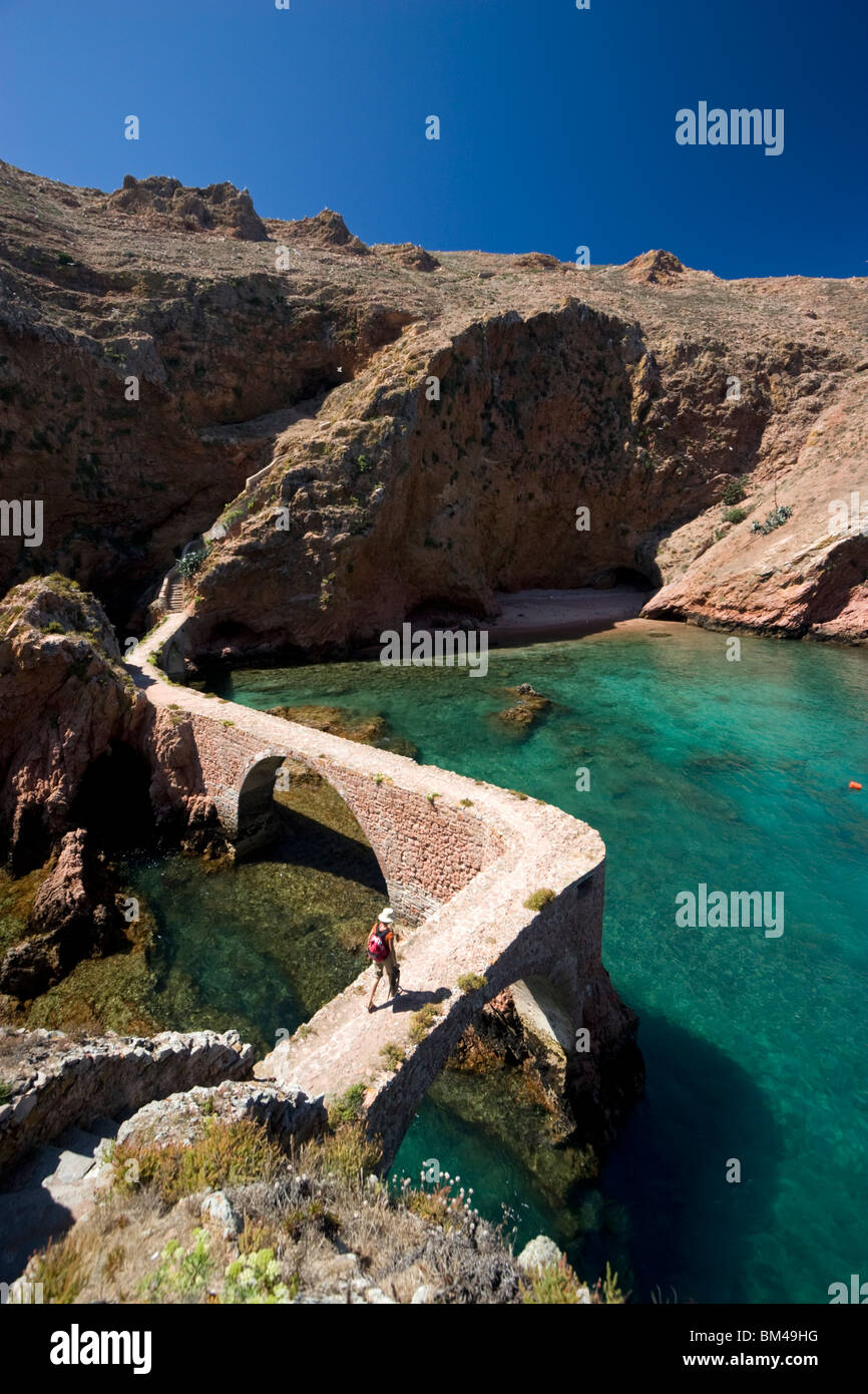 L'accès au pont du Fort de São João Baptista, dans la réserve naturelle des Berlengas ( Berlenga Grande island - Leiria - Portugal). Banque D'Images