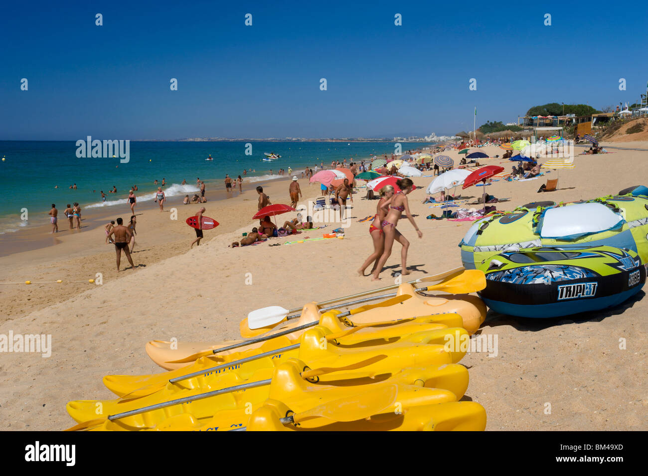 Le Portugal, l'Algarve, la plage de Garrao, Dunas Douradas à près de Vale Do Lobo Banque D'Images