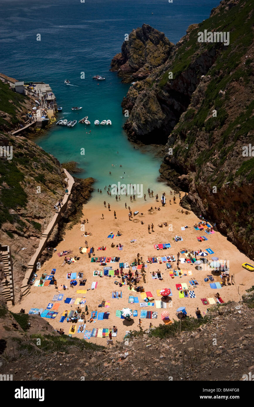 En été, la réserve naturelle des Berlengas (Berlenga Grande - Leiria - Portugal). Réserve Naturelle des Berlengas en été (Portugal) Banque D'Images