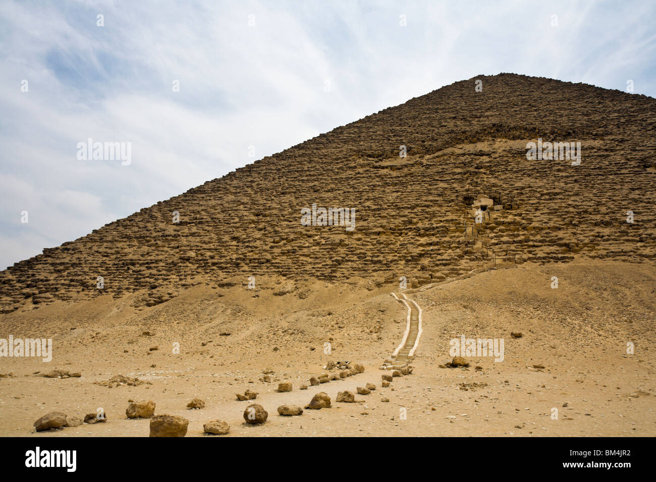 Pyramide rouge de sneferu Banque de photographies et d’images à haute — free download