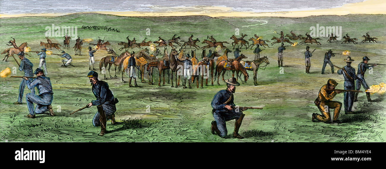 Sioux attaque contre une compagnie de cavalerie de Custer, septième dans les Grandes Plaines, le 24 juin 1867. À la main, gravure sur bois Banque D'Images