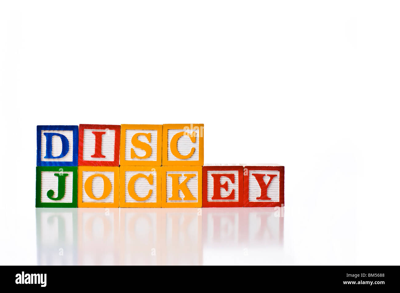 Enfants colorés blocks spelling disc jockey Banque D'Images