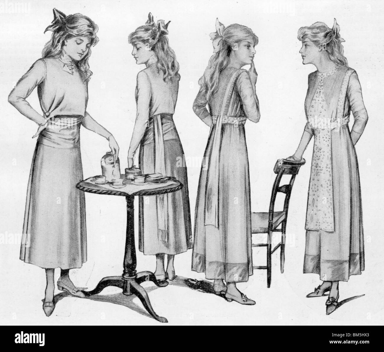 Les Robes d'écolière, début des années 1900 Banque D'Images