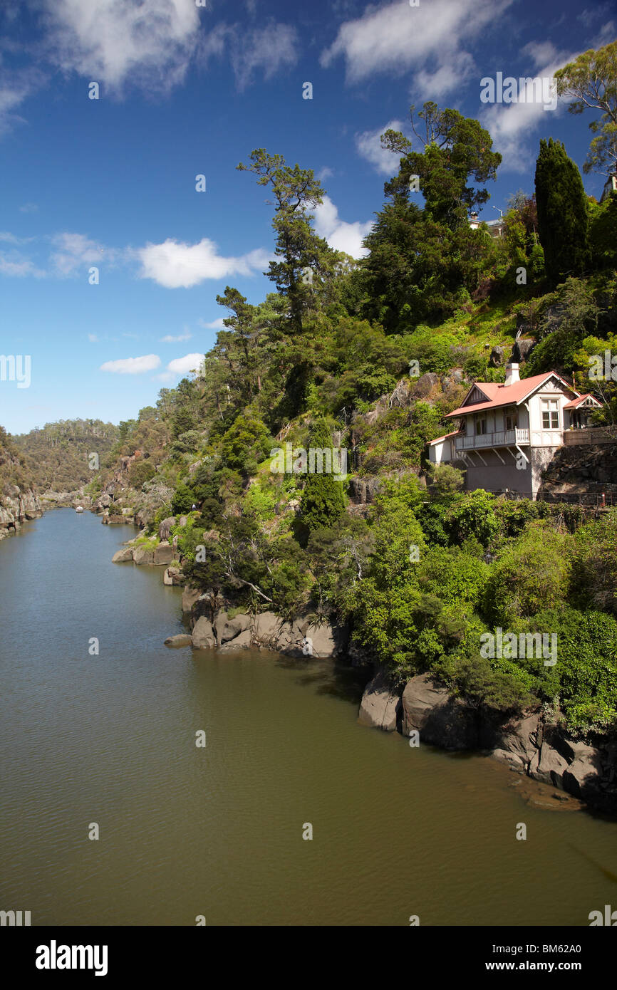 Cataract Gorge, South Esk River, et Historique Toll House, Launceston, Tasmanie, Australie du Nord Banque D'Images