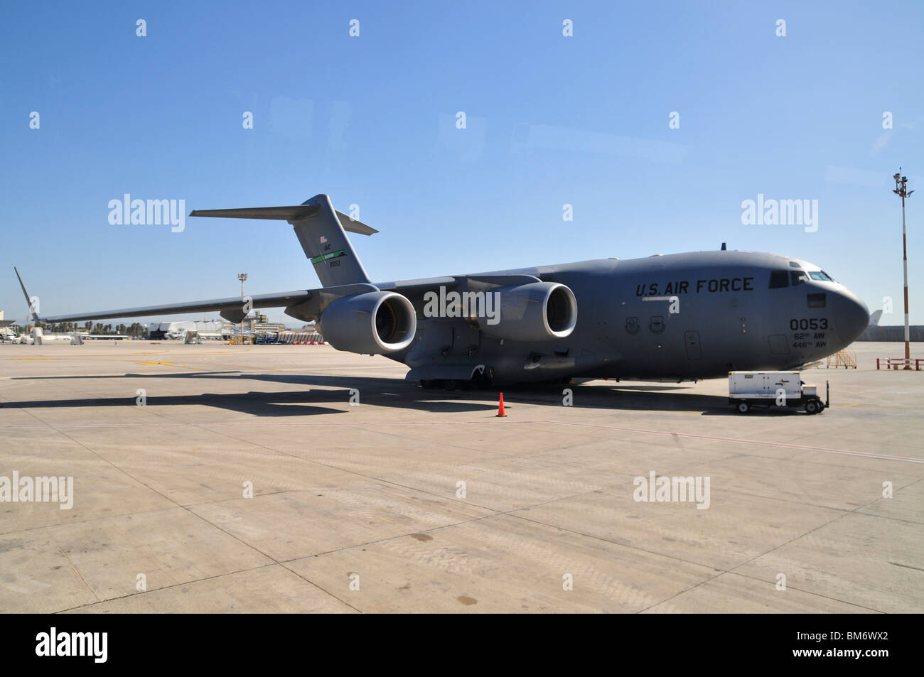US Air Force (anciennement Boeing McDonnell Douglas C-17 Globemaster III) un grand avion de transport militaire. Banque D'Images