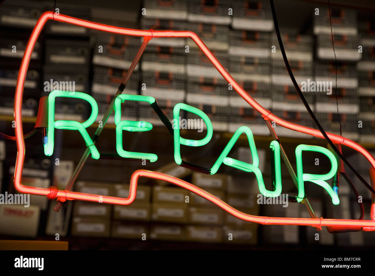 Réparation de chaussures Neon Sign Banque D'Images