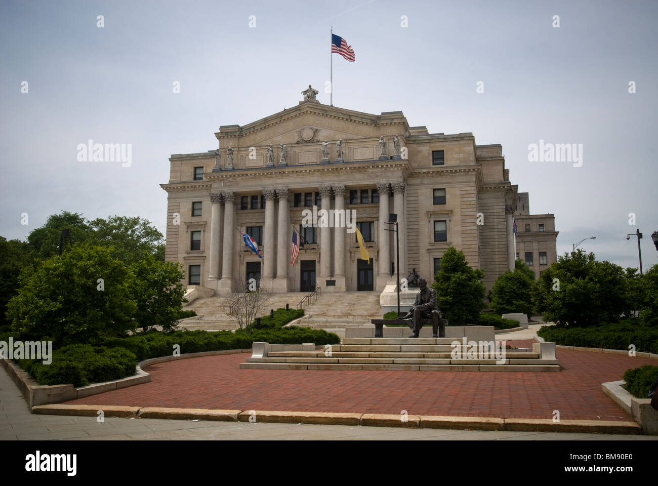 L'Essex County Courthouse à Newark, NJ est vu sur Samedi, 22 mai 2010. (© Richard B. Levine) Banque D'Images