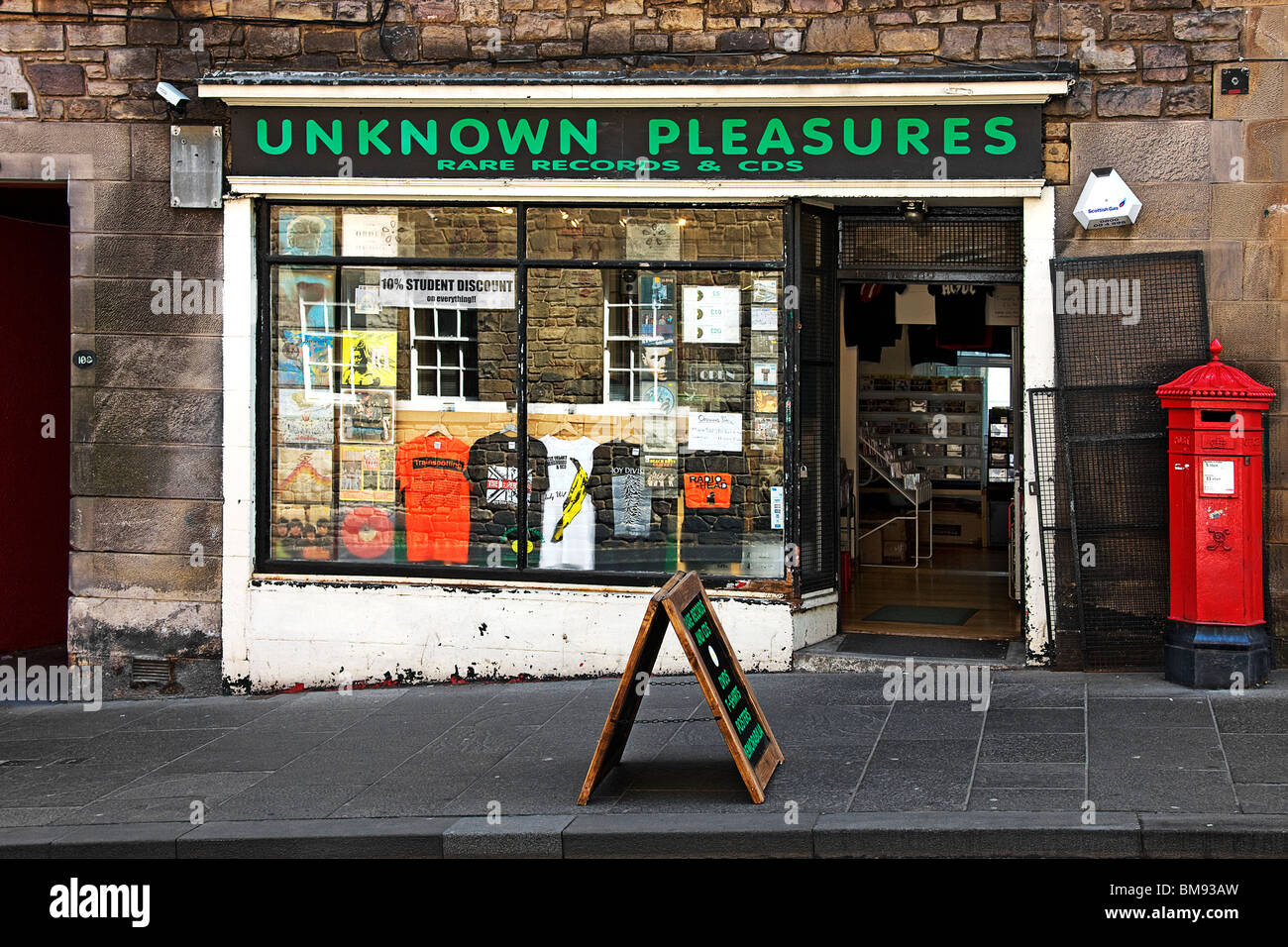 Plaisirs inconnus. Le Royal Mile. Édimbourg. Banque D'Images