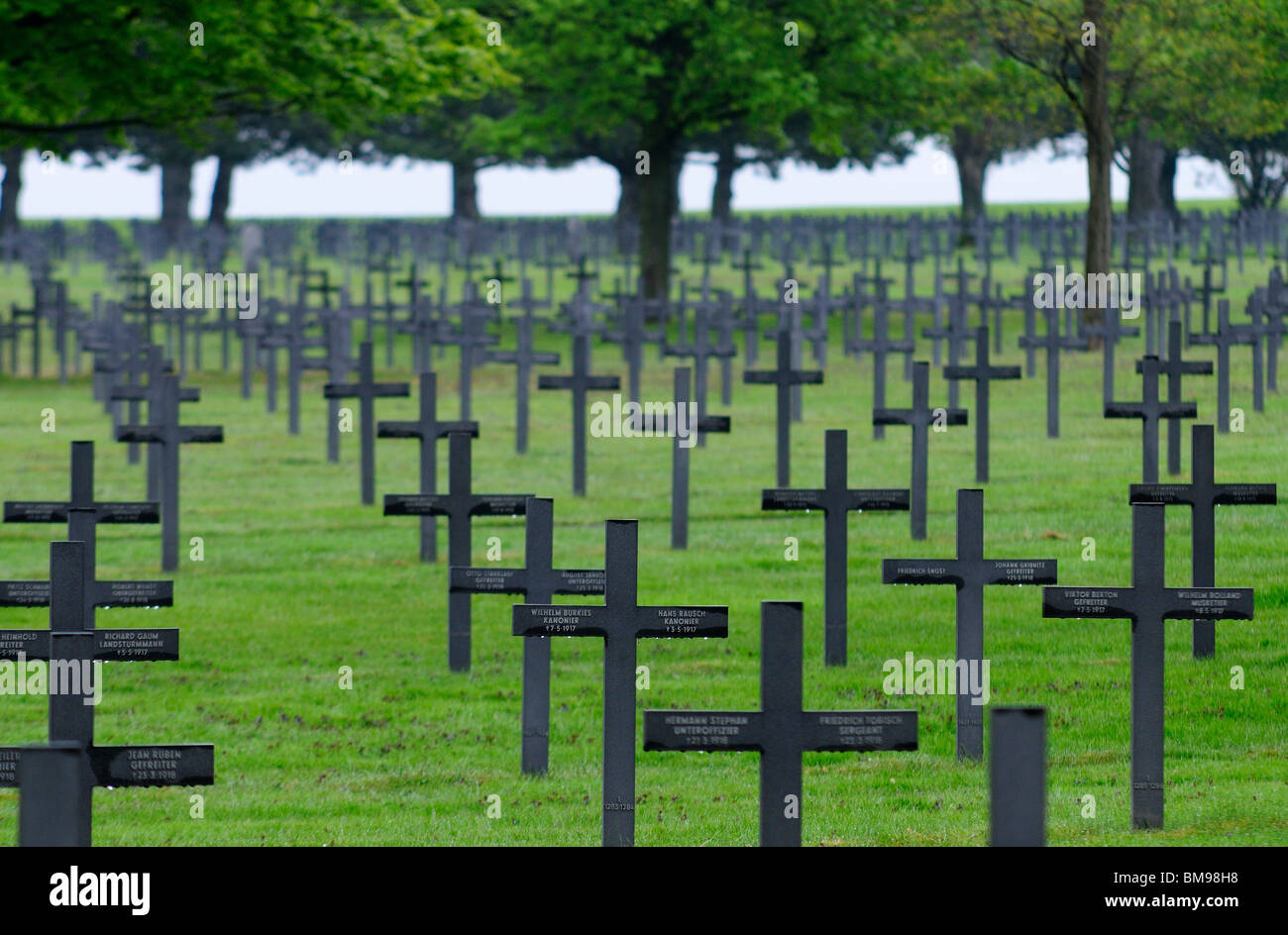 Des sépultures de guerre allemande, la Première Guerre mondiale, le cimetière Neuville-St Vaast, France Banque D'Images