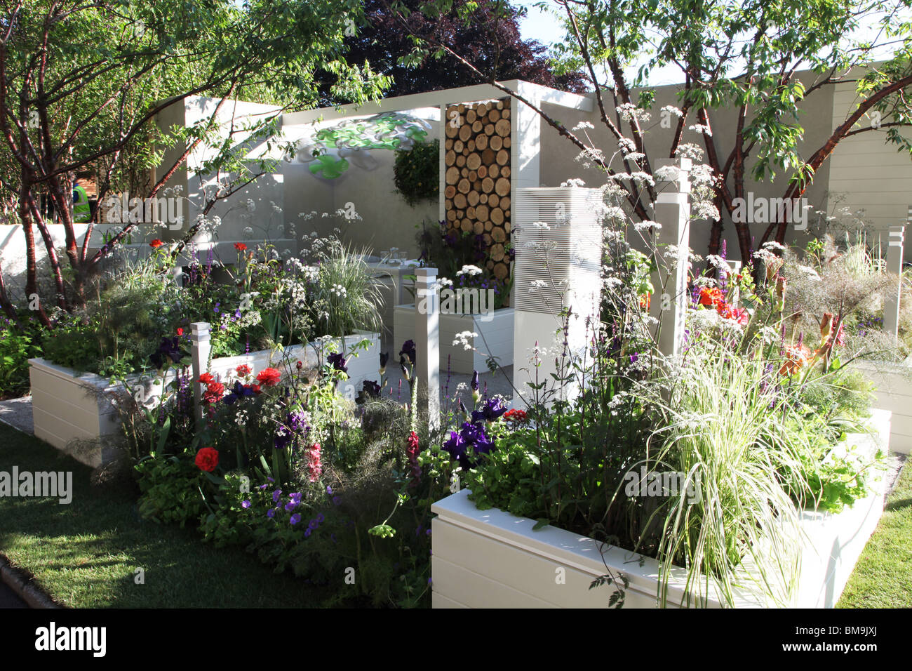 Chelsea Flower Show 2010 ; le jardinier inattendues ; Banque D'Images