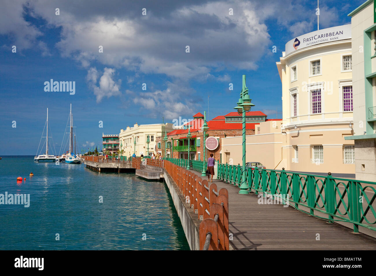La promenade côtière à Bridgetown, Barbade, Antilles. Banque D'Images