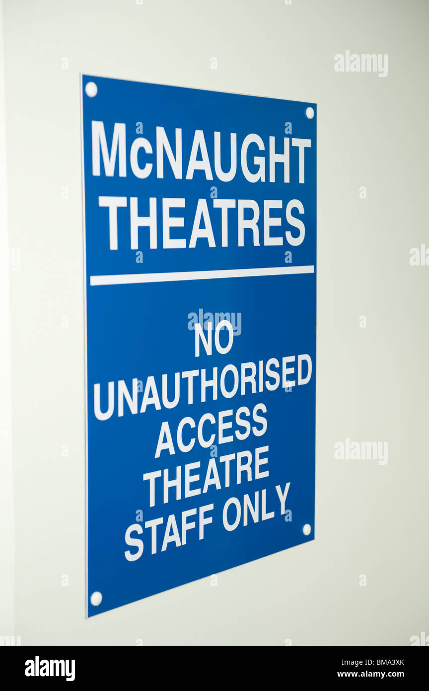 McNaught Salles d'aucun accès non autorisé uniquement le personnel de théâtre Banque D'Images