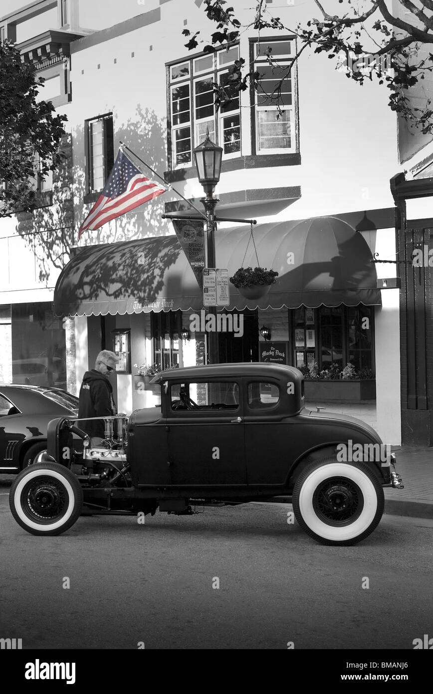 Hotrod garé en Main St Monterey Californie USA Banque D'Images