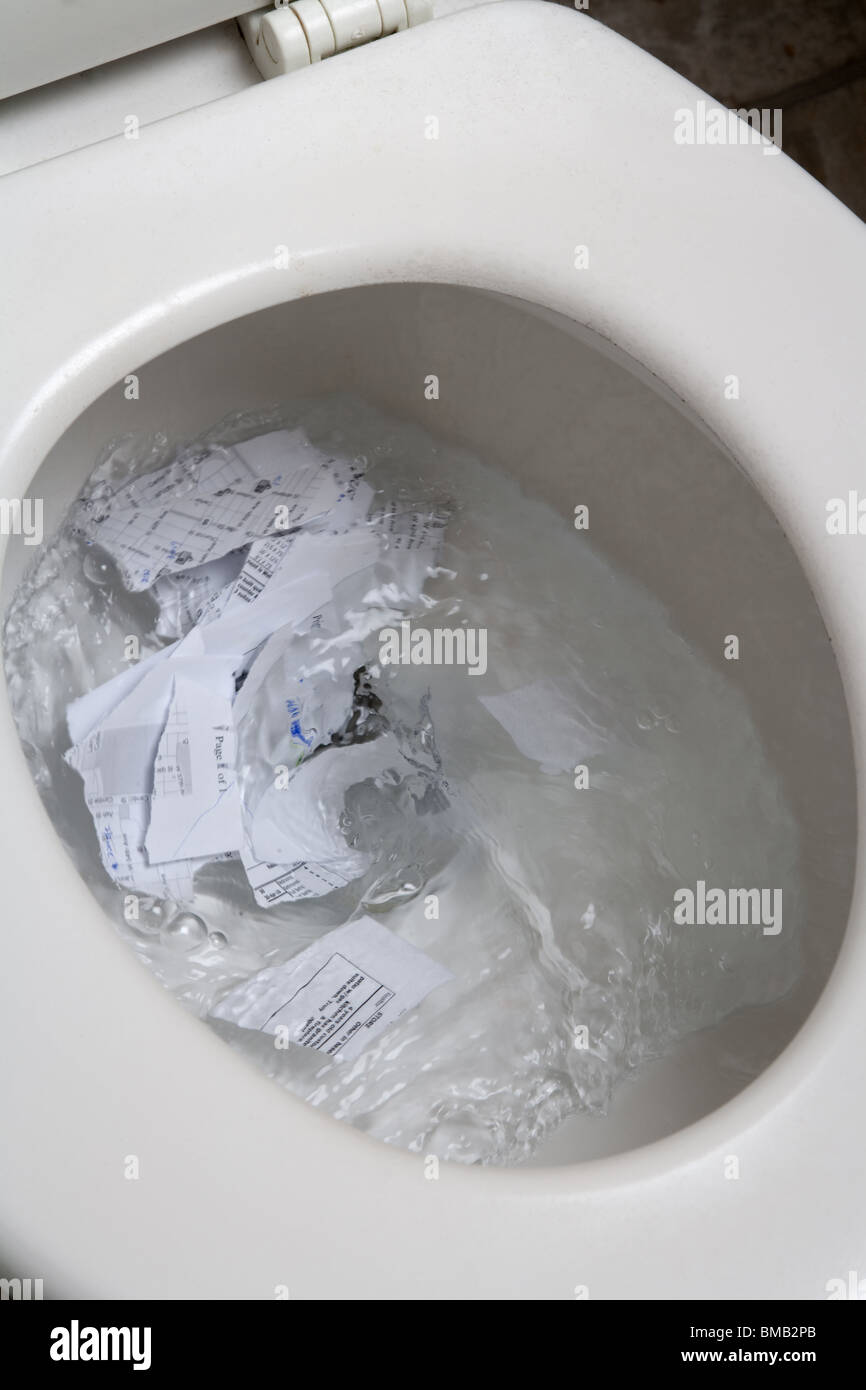 Toilettes, eau de rinçage, Concept de top secret Banque D'Images