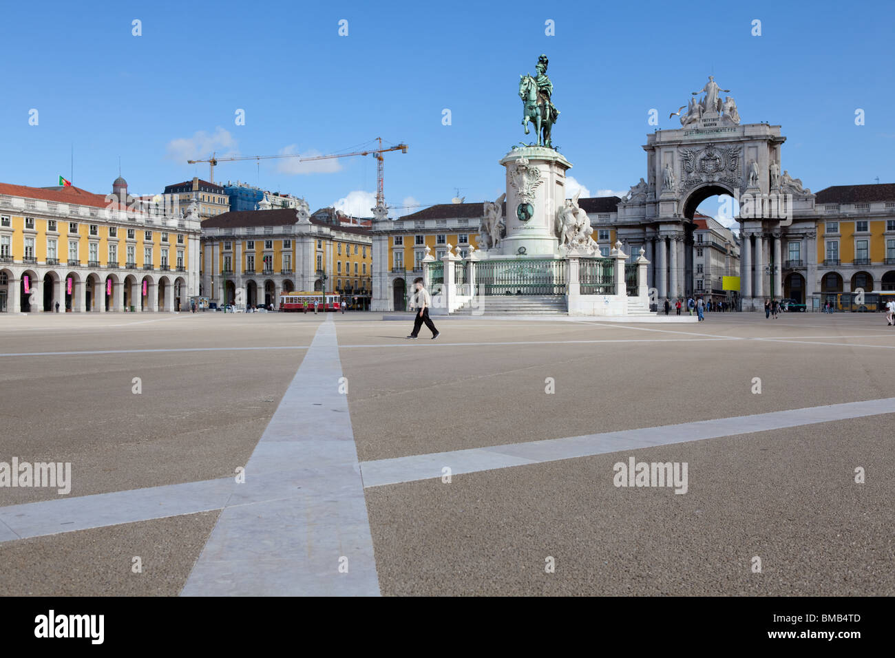 La Praça do Comércio, Place du Commerce à Lisbonne, Portugal, connu aussi sous le nom de Terreiro do Paço tɨˈʁejɾu ˈPasu ([du] Banque D'Images