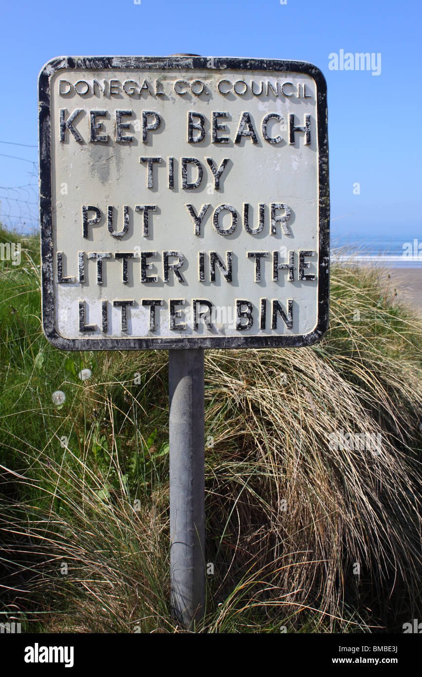 'Beach' tidy signe à Rossnowlagh, comté de Donegal, Irlande Banque D'Images