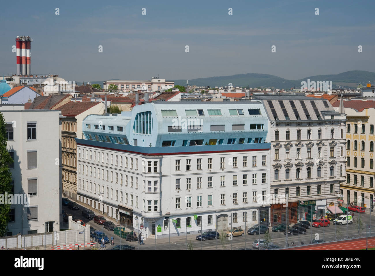 Wien, Dachausbau Spitalgasse von Heinz Lutter - Conversion sur le toit à Vienne, Spitalgasse par Hans Lutter Banque D'Images