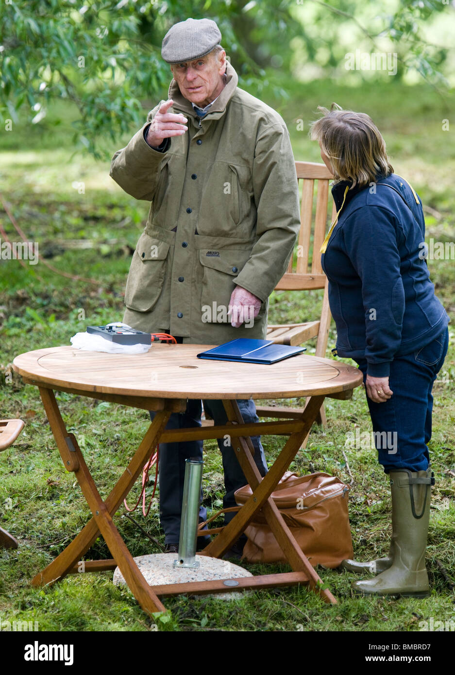 Le Prince Philip, duc d'Édimbourg portant un chapeau plat à l'Rpyal Windsor Horse Show Banque D'Images