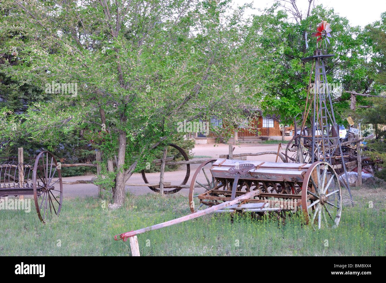 Ancienne ferme de l'équipement, New Mexico, USA Banque D'Images