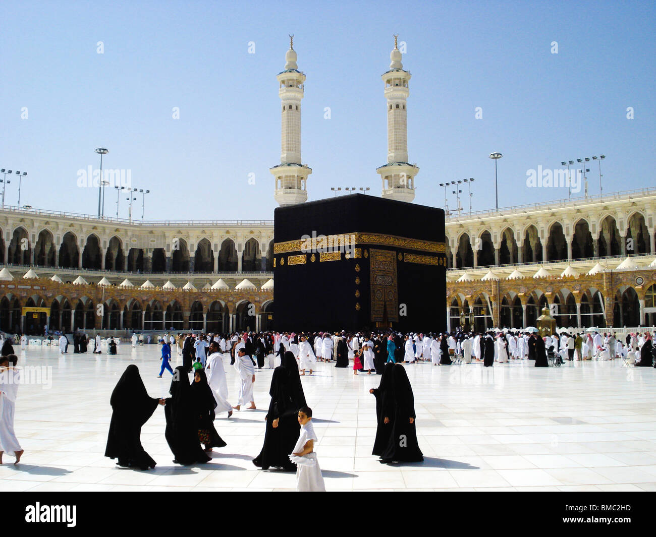 Les pèlerins dans une mosquée, la mosquée Al-Haram, La Mecque, Arabie Saoudite Banque D'Images