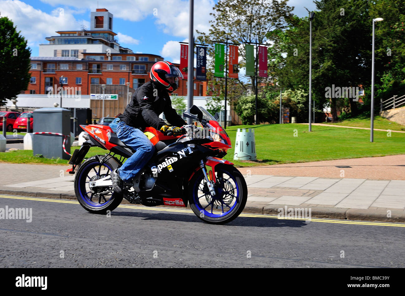 Sur la moto Banque D'Images