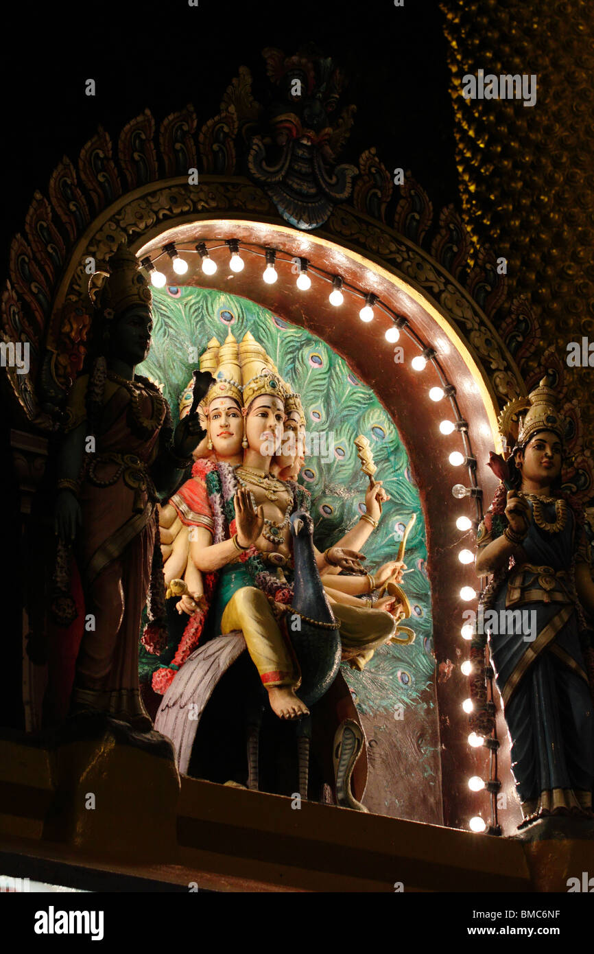 La statue d'un dieu Hindou à Batu Caves, Malaisie Banque D'Images