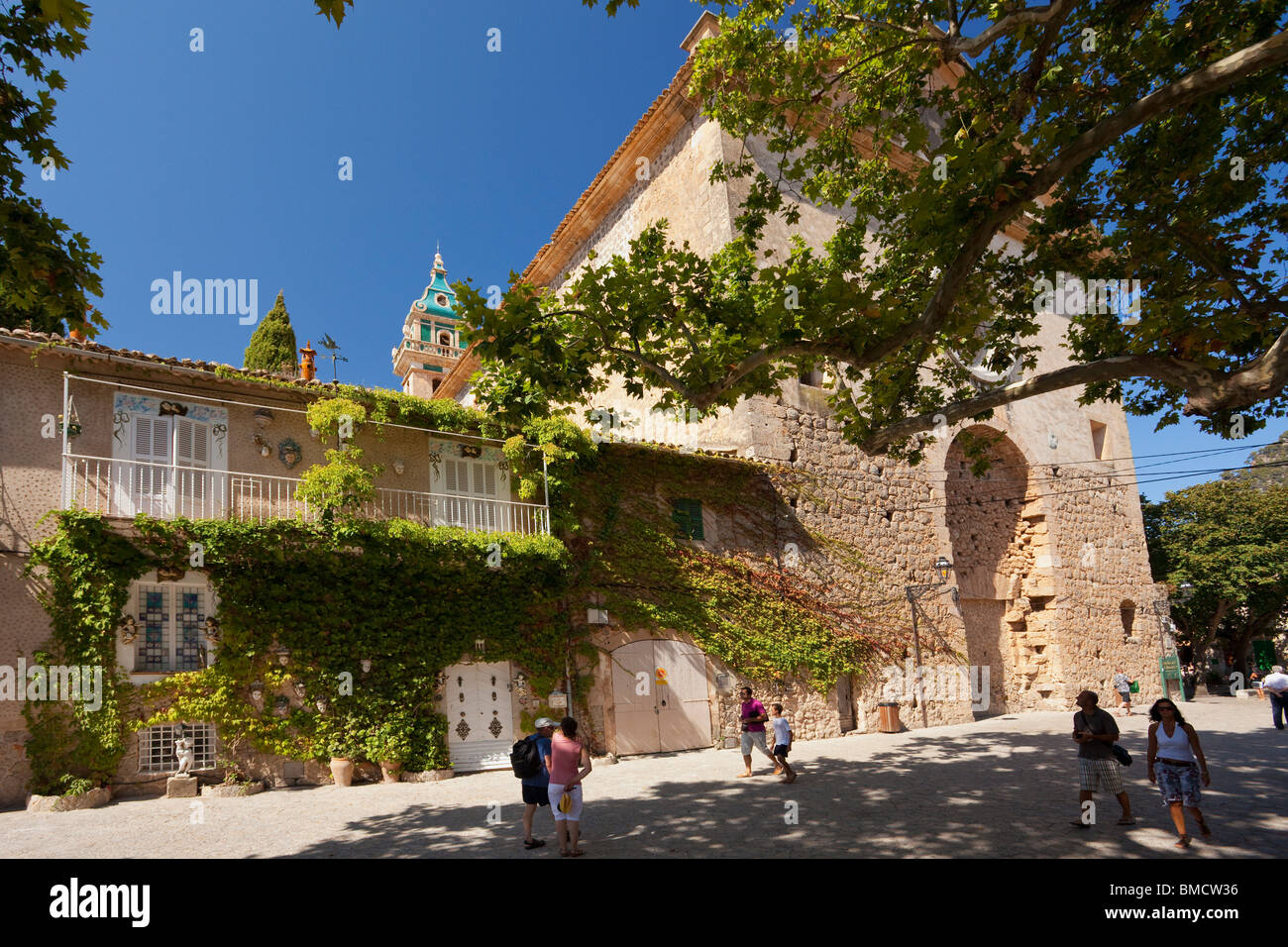 Véritable ville de Valldemossa Cartuja en été Majorque Majorque Espagne Europe EU Banque D'Images