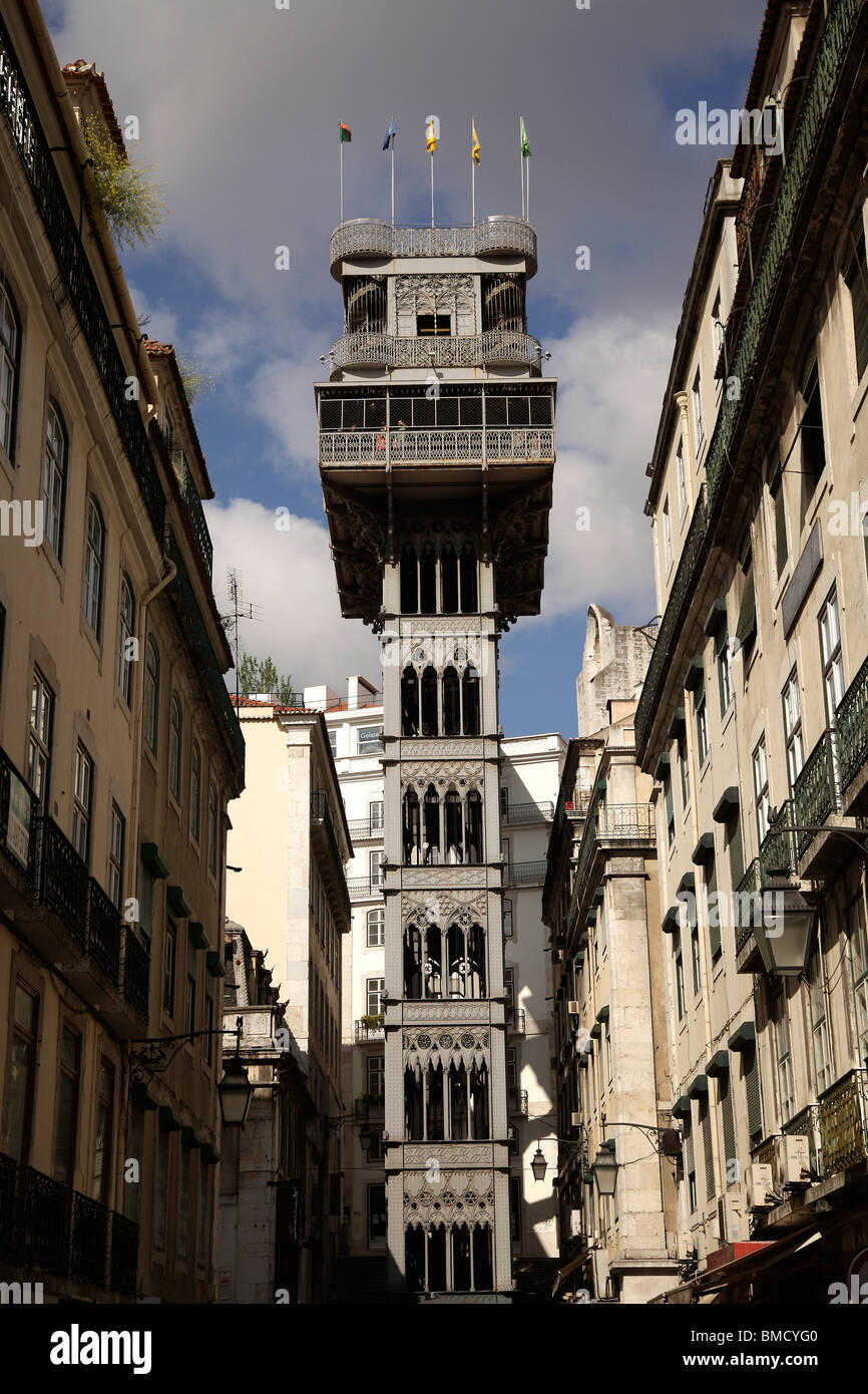 Ascenseur Elevador de Santa Justa à Lisbonne, Portugal, Europe Banque D'Images