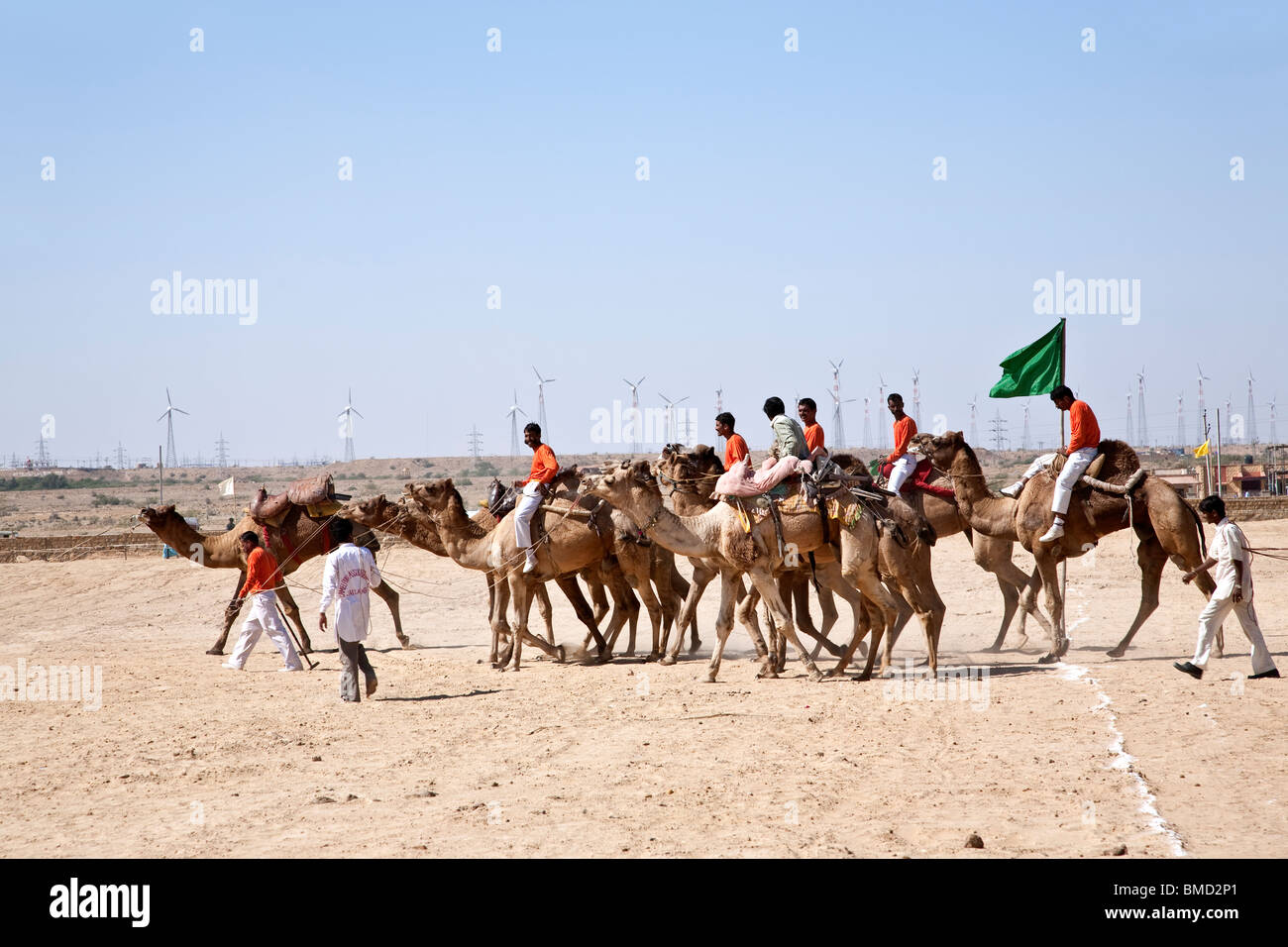 Camel polo team. Jaisalmer Desert Festival. Le Rajasthan. L'Inde Banque D'Images