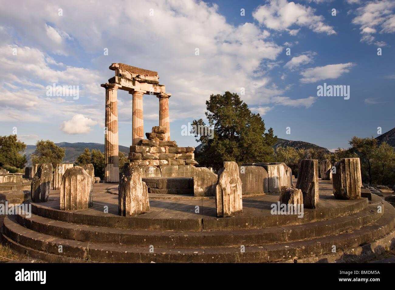 Le sanctuaire d'Athéna Pronaia à Delphes, en Grèce Banque D'Images