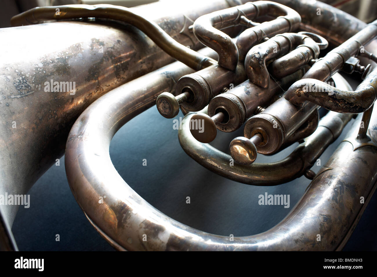 Dusty Old brass euphonium Banque D'Images