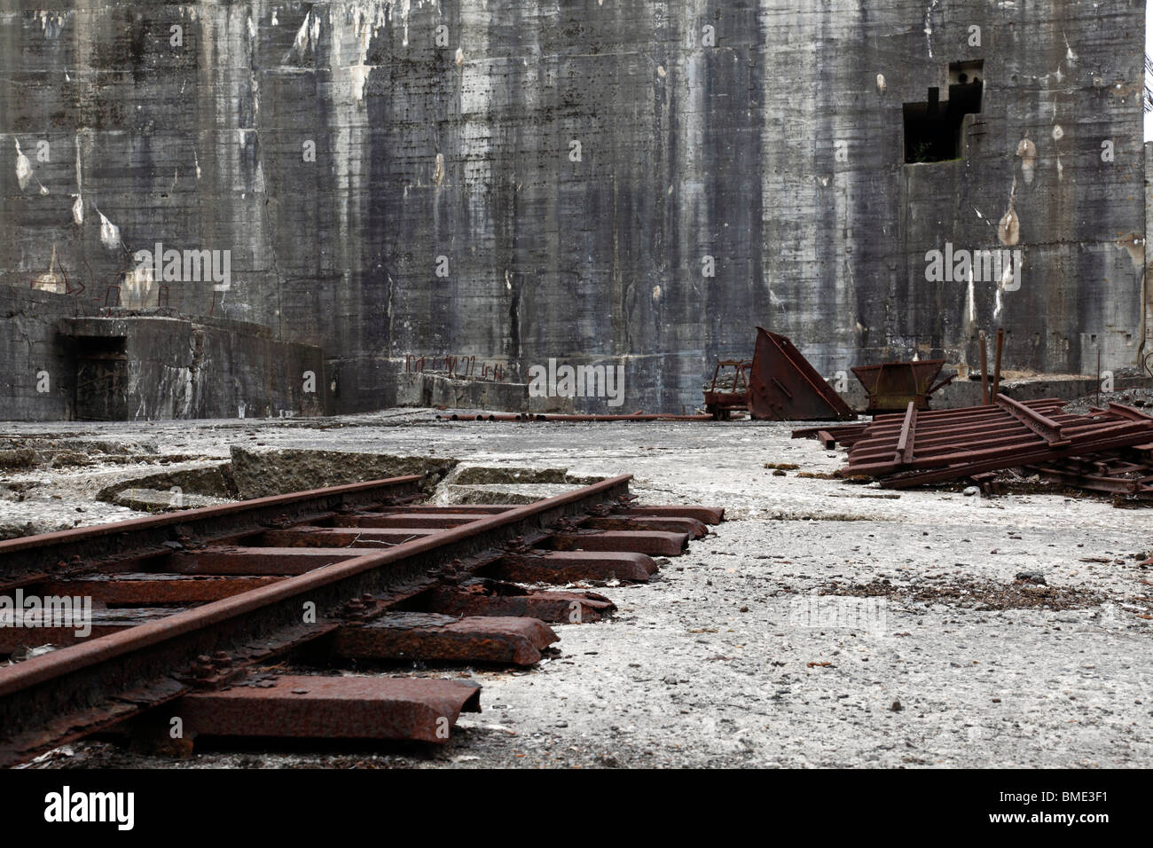 Le bunker de missiles nazis et complexe V1 et V2 à Eperlecques launchpad de missiles dans le nord de la France, construit avec des esclaves Banque D'Images