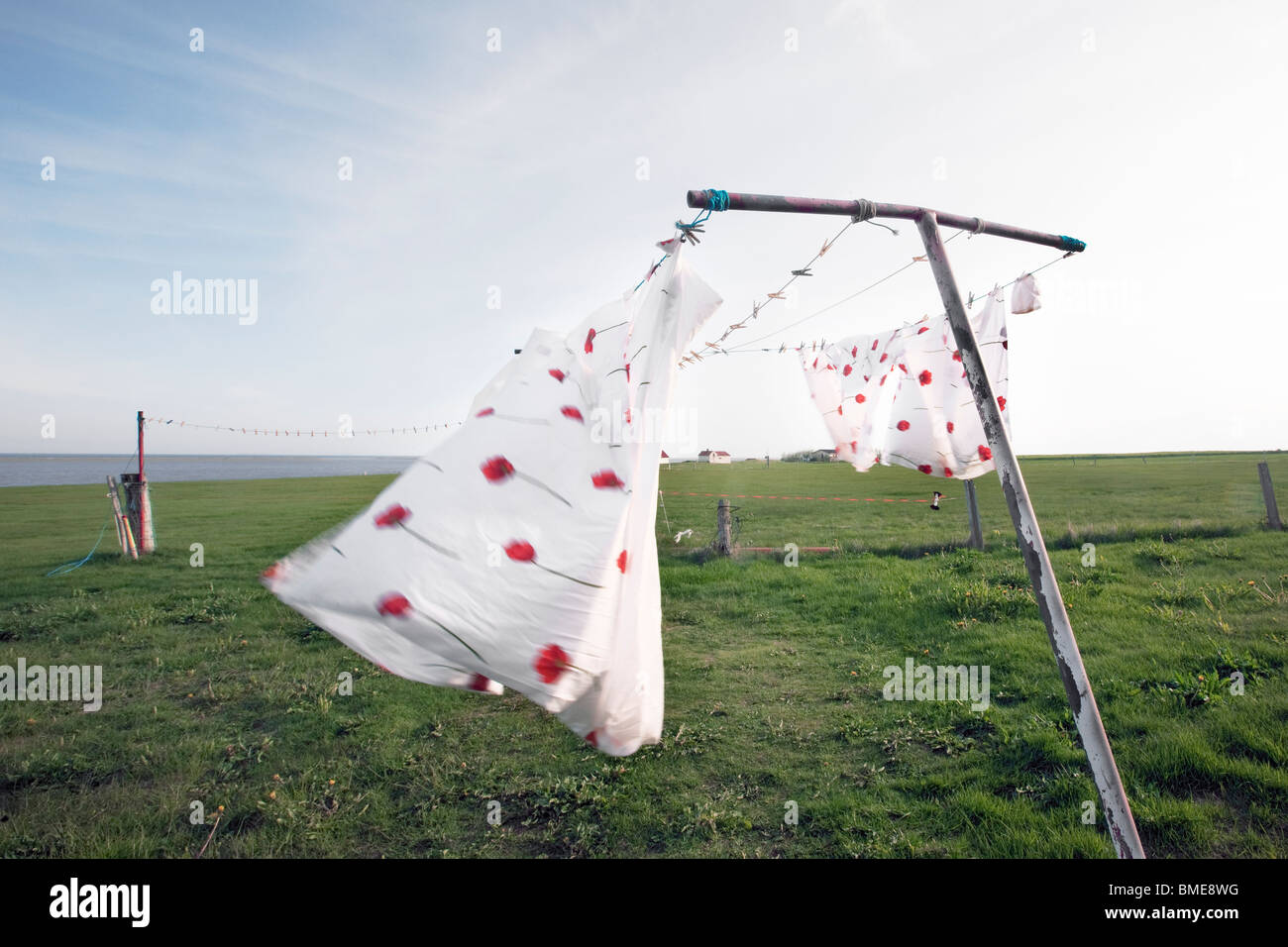 Blanchisserie on clothes line Banque D'Images