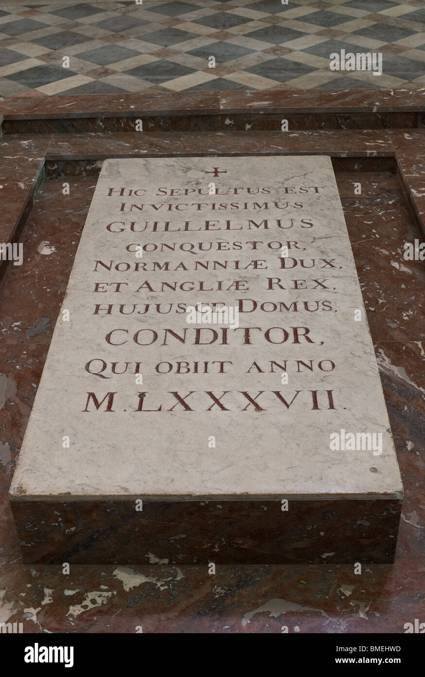 Tombe de Guillaume le Conquérant, ABBAYE AUX HOMMES, CAEN FRNACE Banque D'Images