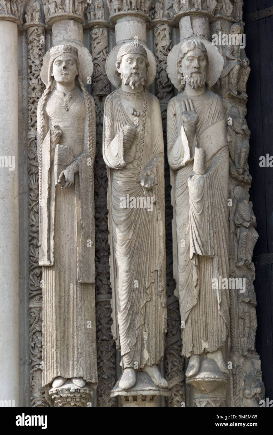 SCULPTURES DE LA cathédrale de Chartres Chartres, France Banque D'Images