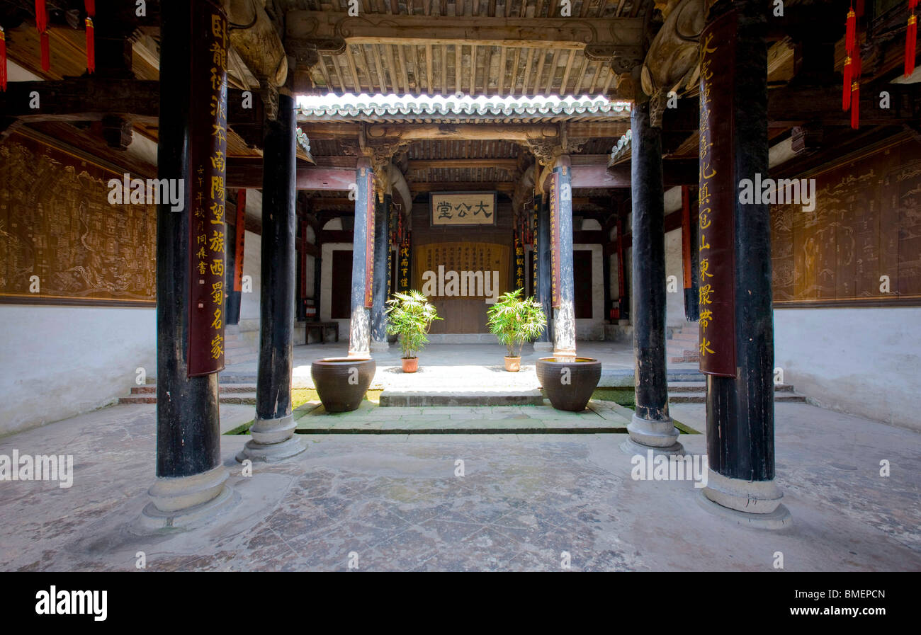 Intérieur du hall no.65,Baiyisi Avenue, Zhuge Bagua Village, Jinhua City, Zhejiang Province, China Banque D'Images