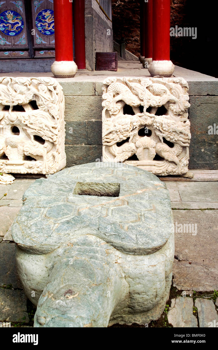 Sculptures en pierre dans le Temple Longquan, Mont Wutai, Xinzhou City, province de Shanxi, Chine Banque D'Images