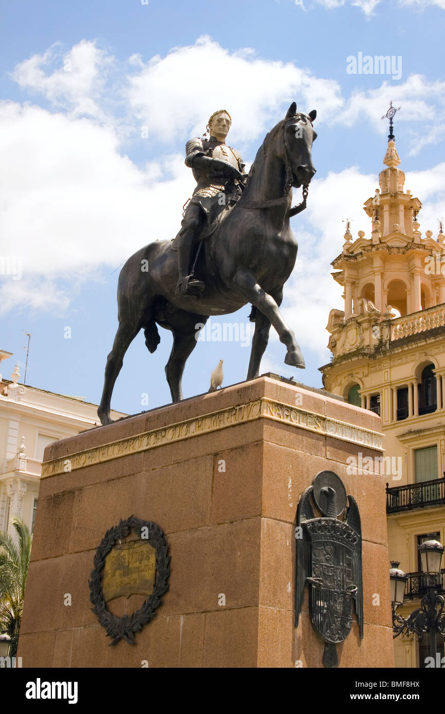 Plaza de Las Tendillas Cordoba Andalousie Espagne. Statue Gonzalo Fernández de Córdoba y Aguilar El Gran Capitan Banque D'Images