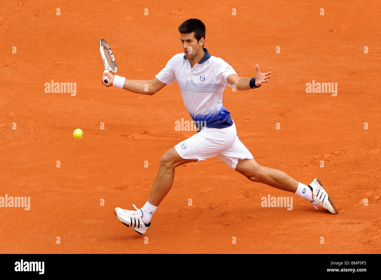 Novak Djokovic (SRB) participent à l'Open de France 2010 Banque D'Images