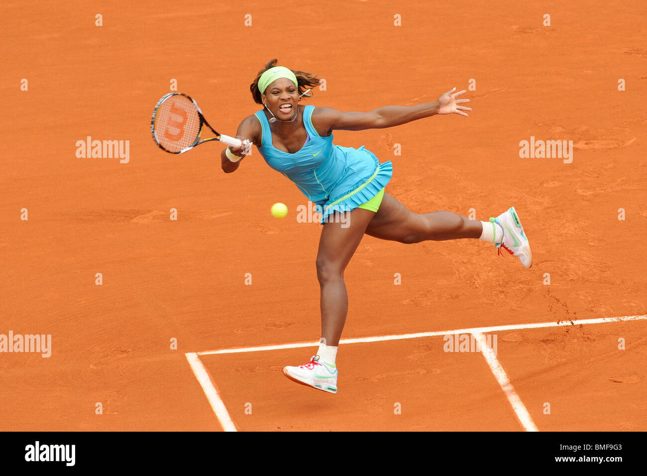 Serena Williams (USA) qui participent à l'Open de France 2010 Banque D'Images
