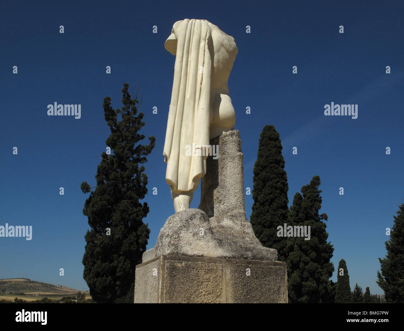 Statue de l'empereur romain Trajan à Italica. Province de Séville. L'Andalousie. L'Espagne. Banque D'Images