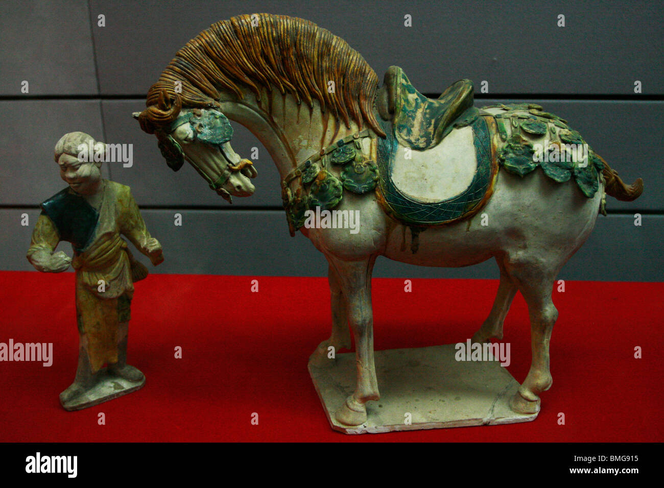 Sculpture de cheval en céramique - Décoration de bureau - Feng Shui - Marron