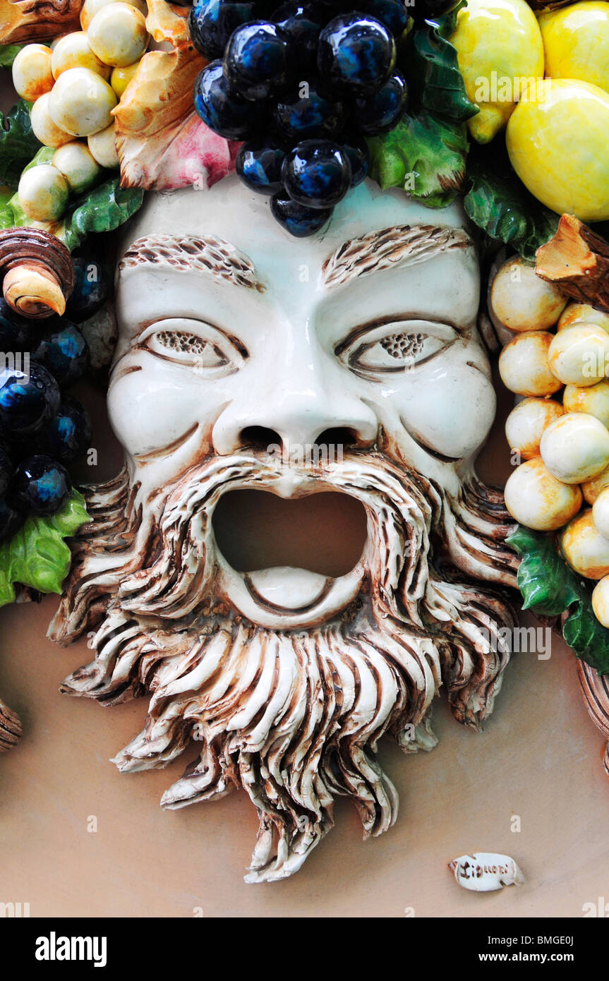 Tête de Bacchus, céramique Banque D'Images