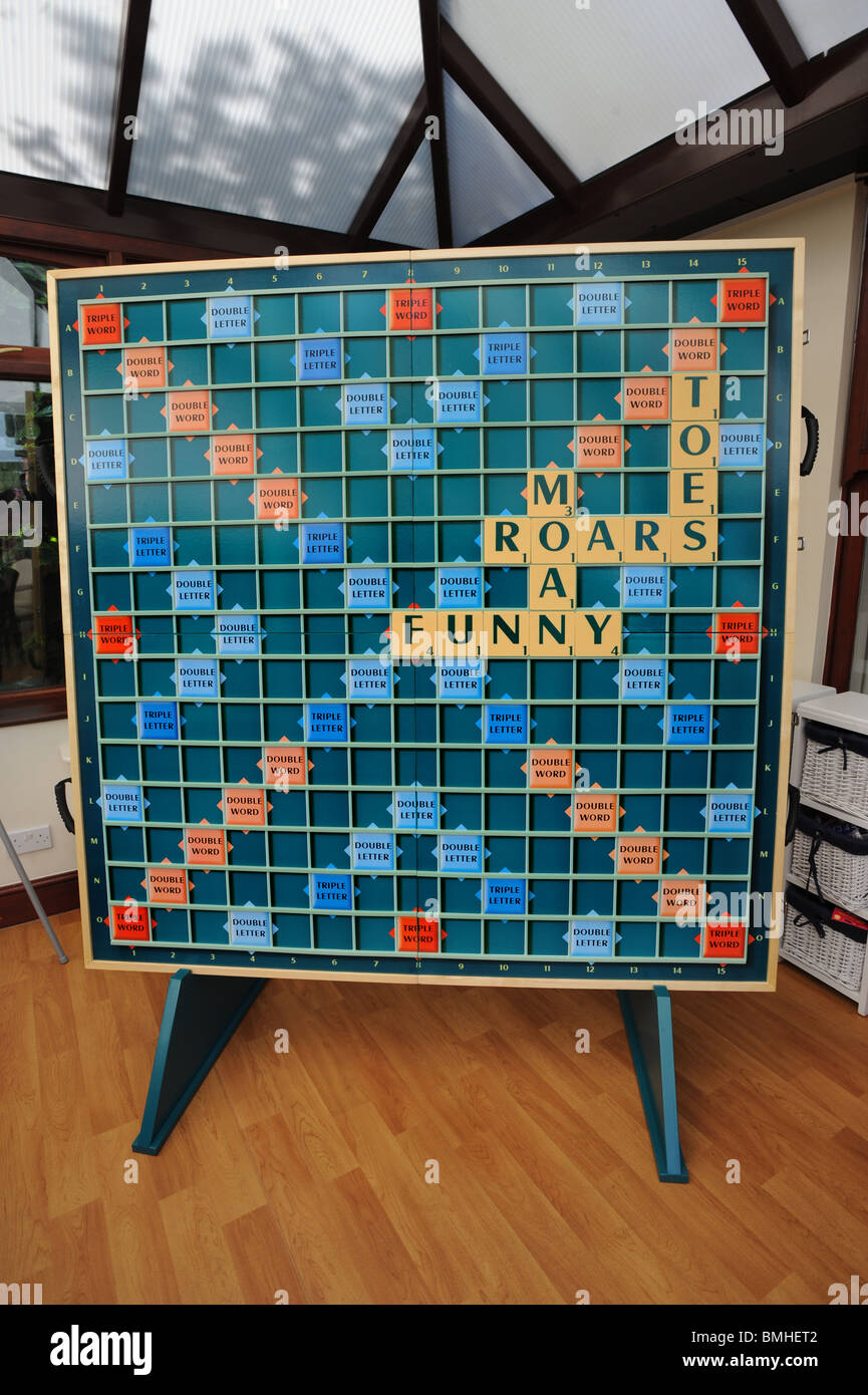 Un conseil de Scrabble géant Banque D'Images