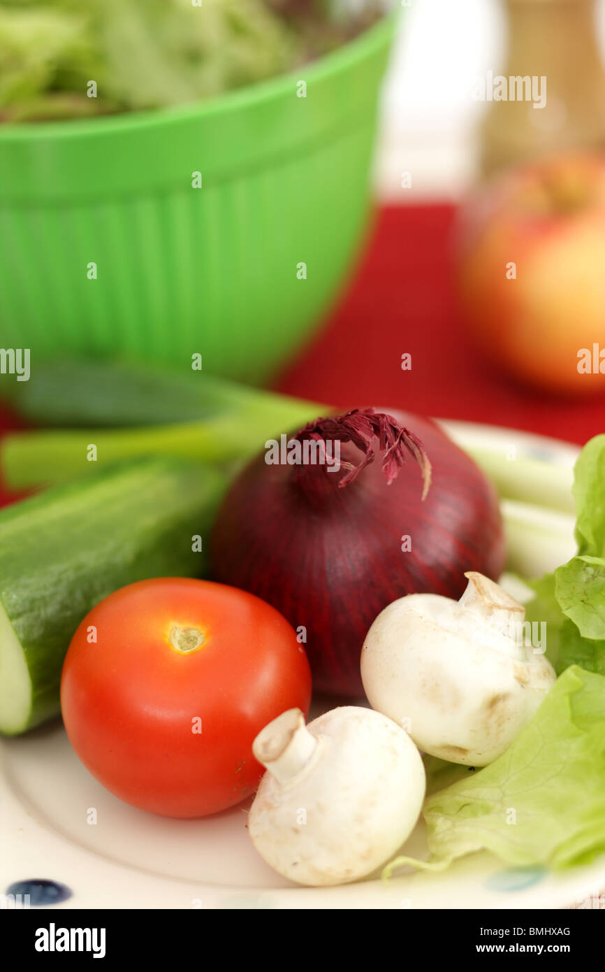 Les ingrédients de la salade fraîche Banque D'Images