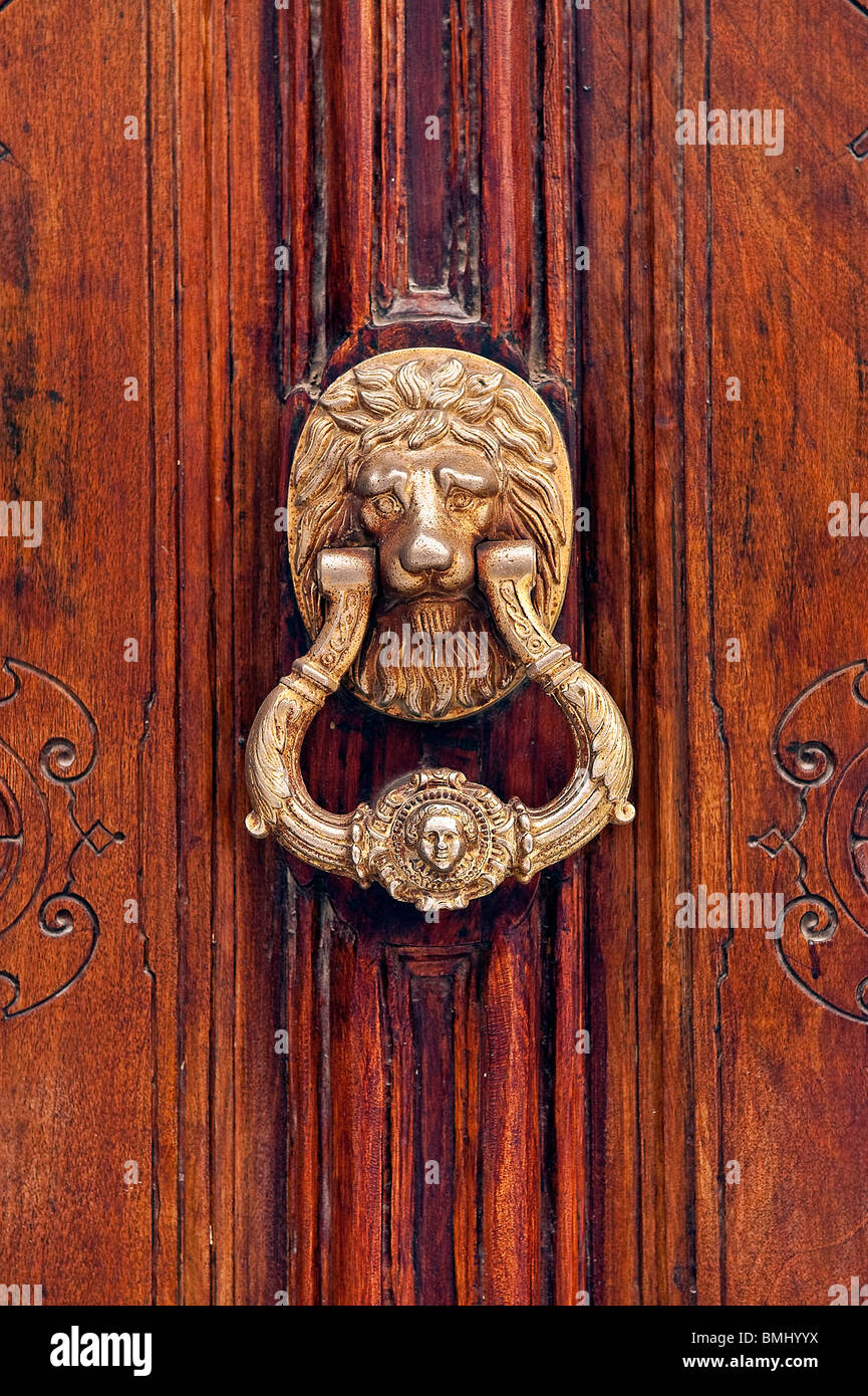 Heurtoir laiton traditionnel, Madrid, Espagne Banque D'Images