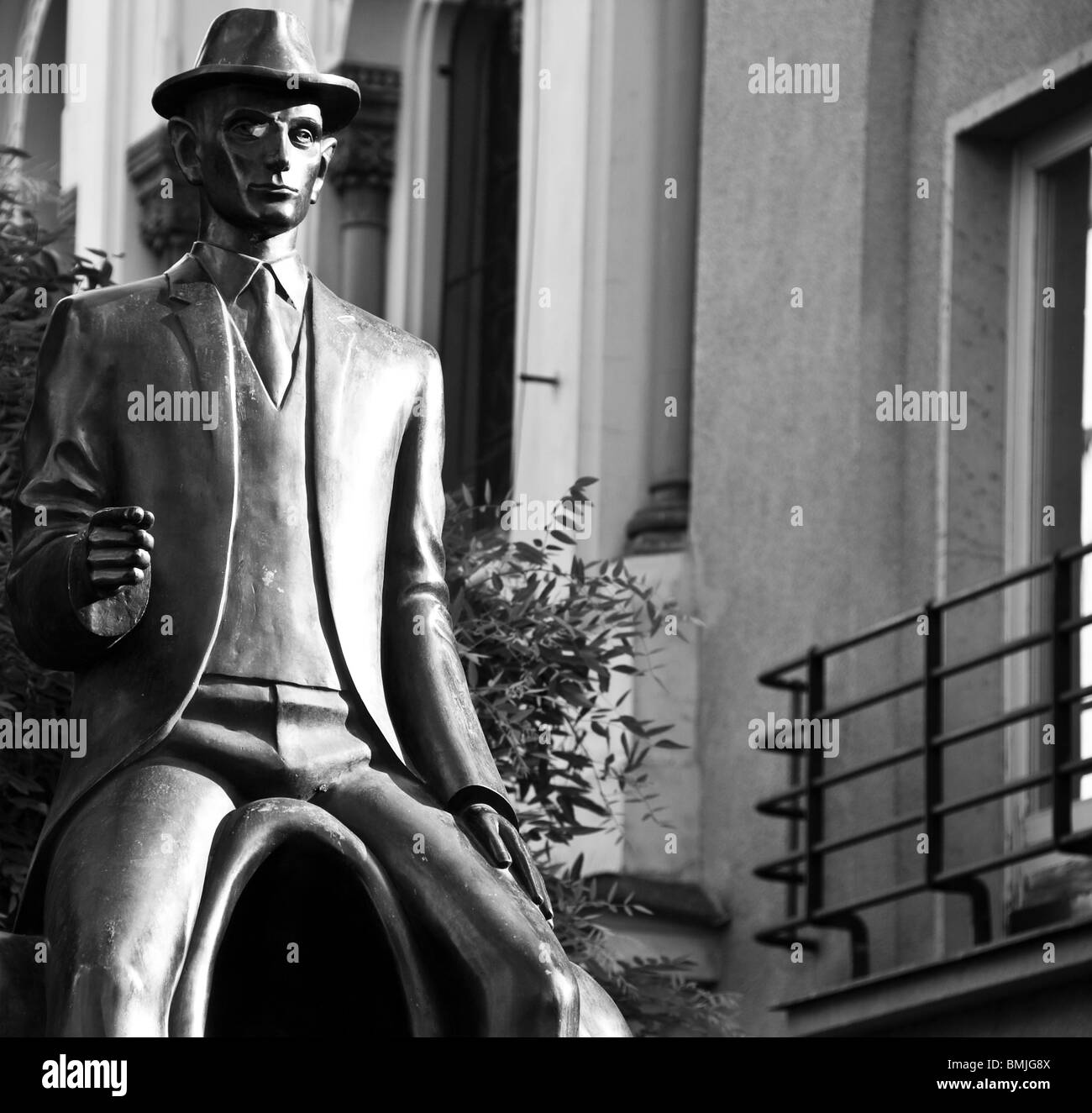 Franz Kafka bronze statue par Jaroslav Rona Quartier juif de Prague République tchèque l'Europe de l'Est Banque D'Images